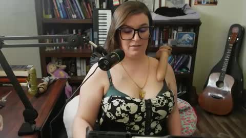 adobe_angel304 online show from December 22, 9:09 pm