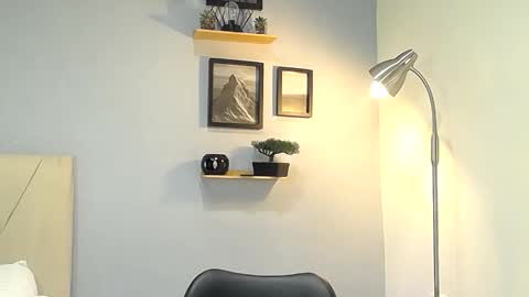 Snapshot of adonis_dlh chatting on November 25, 1:49 am Adonis online show from November 25, 1:49 am