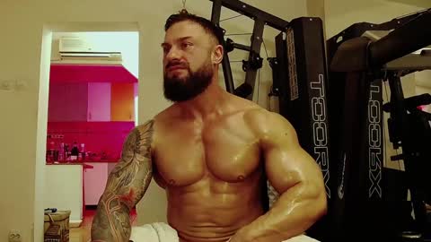 Adonis online show from February 4, 10:24 pm