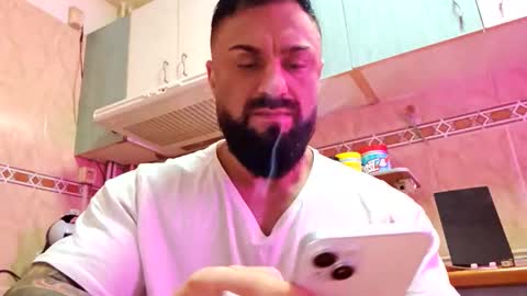 Adonis online show from November 27, 2:08 pm