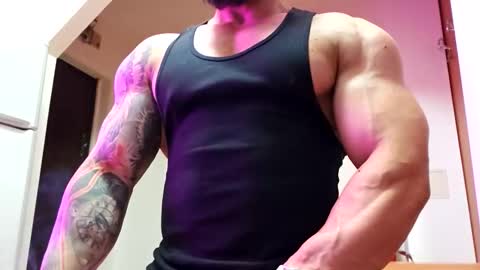 Snapshot of adonis_msc chatting on May 29, 9:02 pm Adonis online show from May 29, 9:02 pm