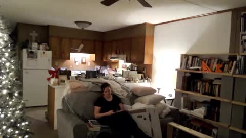 adorable22 online show from December 18, 6:21 am