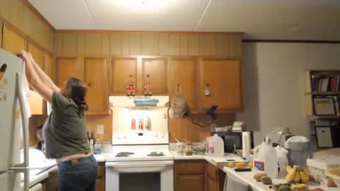 adorable22 online show from February 15, 12:15 am