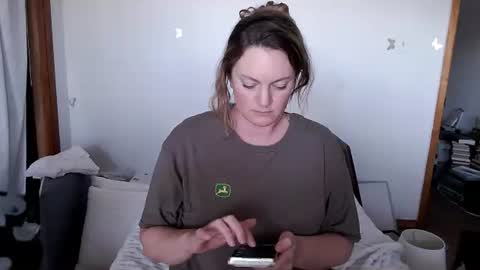 adorable22 online show from November 5, 10:10 pm