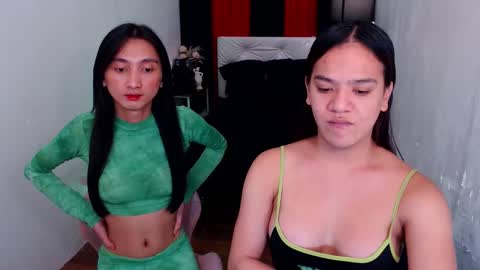 Snapshot of adorable_andrea chatting on December 21, 4:25 pm adorable_andrea online show from December 21, 4:25 pm