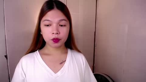 adorabletsforyouxx online show from February 5, 5:09 pm