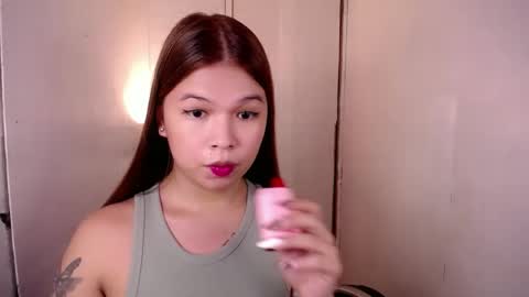 adorabletsforyouxx online show from February 10, 4:36 pm