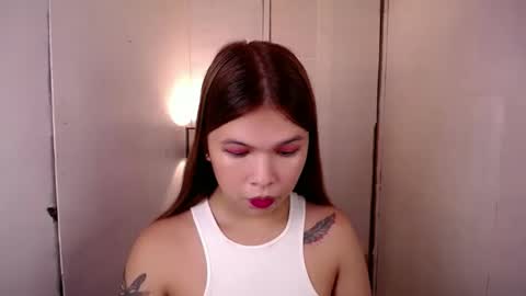 adorabletsforyouxx online show from February 11, 9:35 pm