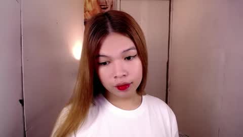 adorabletsforyouxx online show from March 4, 5:03 pm