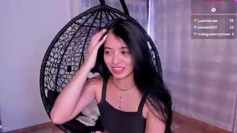 Snapshot of adorabolt chatting on July 28, 8:52 pm Stormi online show from July 28, 8:52 pm