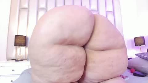 ANDREA PEREZ online show from July 11, 1:03 pm