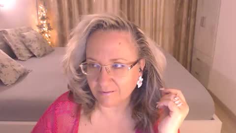Cryna online show from May 4, 10:44 am