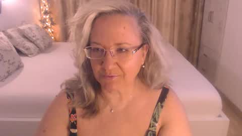 Cryna online show from May 6, 10:53 am