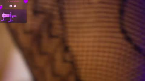 Snapshot of adri_crof chatting on May 17, 3:48 am Adri crof online show from May 17, 3:48 am