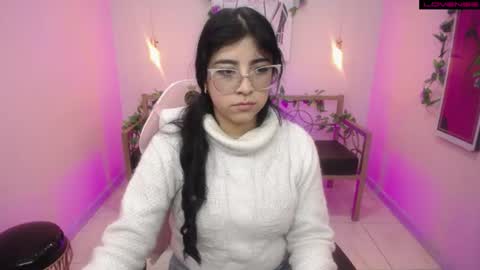 Adri  online show from July 4, 1:17 pm