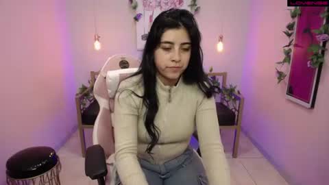Adri  online show from July 9, 1:04 pm