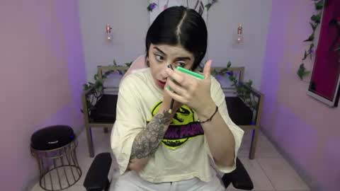 Adri  online show from July 18, 1:04 pm