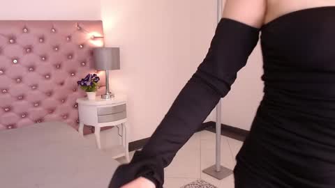 Adri online show from April 27, 3:48 am