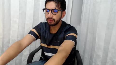 Adrian Falcon online show from June 2, 2:13 am