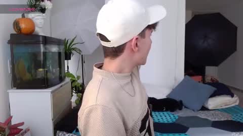 adrian morelli online show from October 20, 7:03 pm