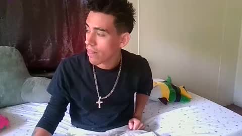 adrian_peter22cm online show from May 12, 8:39 pm