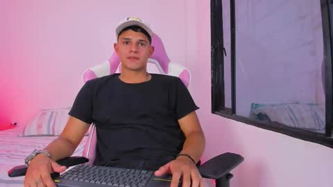 ADRIAN online show from February 5, 6:56 pm