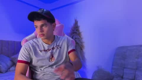 ADRIAN online show from May 6, 6:57 pm
