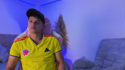 ADRIAN online show from June 1, 6:53 pm