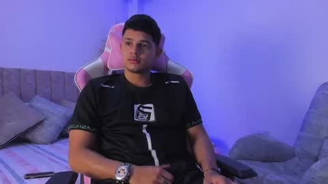 ADRIAN online show from June 12, 7:13 pm
