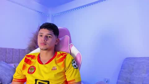 ADRIAN online show from June 17, 6:53 pm