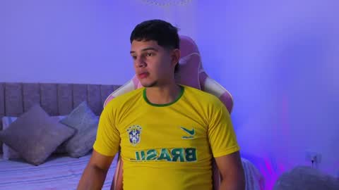 ADRIAN online show from June 23, 7:01 pm