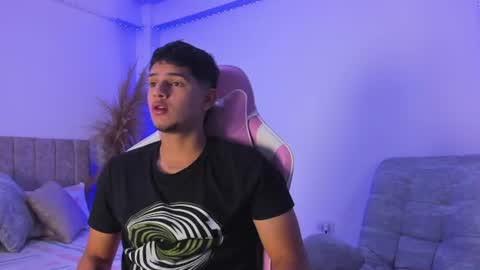 ADRIAN online show from June 29, 7:25 pm