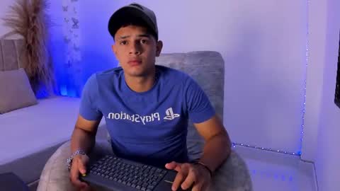 ADRIAN online show from July 28, 8:52 pm