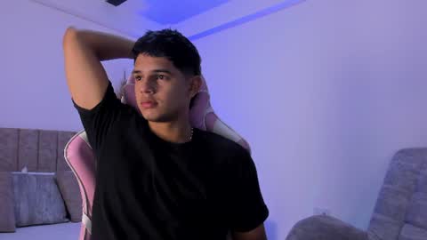 ADRIAN online show from July 31, 1:05 am
