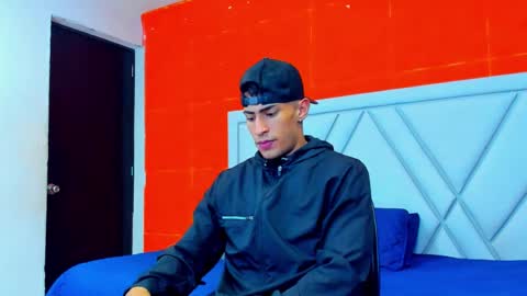 Snapshot of adrian_rae chatting on October 11, 6:06 pm online show from October 11, 6:06 pm