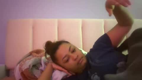 Snapshot of adriana318798 chatting on February 17, 4:02 pm Princess Adri online show from February 17, 4:02 pm