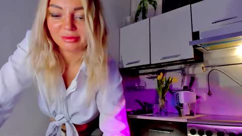 Adriana online show from March 8, 2:04 am