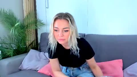 Adriana online show from July 24, 4:38 pm