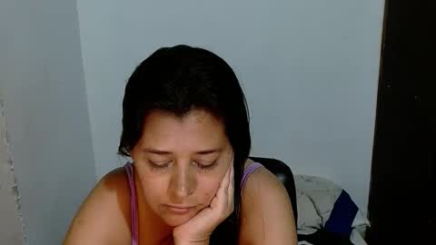 Snapshot of adriana_milf chatting on April 10, 3:12 am Adriana milf online show from April 10, 3:12 am