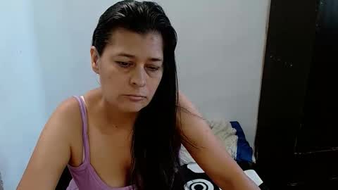 Snapshot of adriana_milf chatting on April 22, 3:35 pm Adriana milf online show from April 22, 3:35 pm