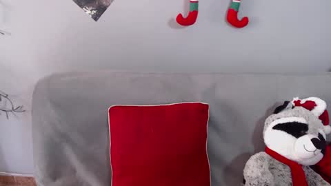 Snapshot of adrianapdes chatting on December 15, 2:59 pm Adriana Paredes online show from December 15, 2:59 pm