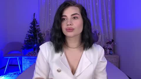 Snapshot of adrianatores chatting on December 2, 7:20 pm AdrianaTores online show from December 2, 7:20 pm