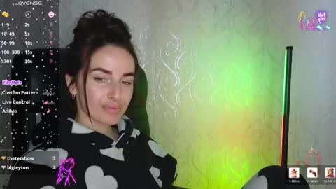 Snapshot of adrihanna chatting on May 19, 4:24 pm Adriana online show from May 19, 4:24 pm