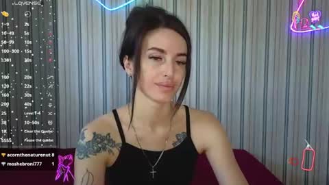 Snapshot of adrihanna chatting on June 26, 6:29 am Adriana online show from June 26, 6:29 am
