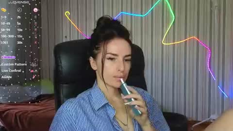 Snapshot of adrihanna chatting on July 16, 9:15 am Adriana online show from July 16, 9:15 am