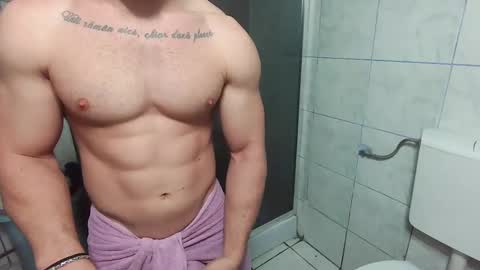 Mrrfitt online show from December 17, 2:44 pm