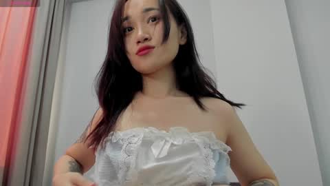 Snapshot of ae_nie chatting on January 10, 7:25 am Aenie online show from January 10, 7:25 am