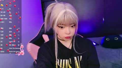 Arieyara online show from April 28, 1:05 pm