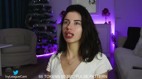 Snapshot of aelia_anara chatting on December 20, 6:29 am Aelia online show from December 20, 6:29 am