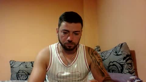 Snapshot of aerthurethan chatting on October 8, 4:21 am aerthurethan online show from October 8, 4:21 am